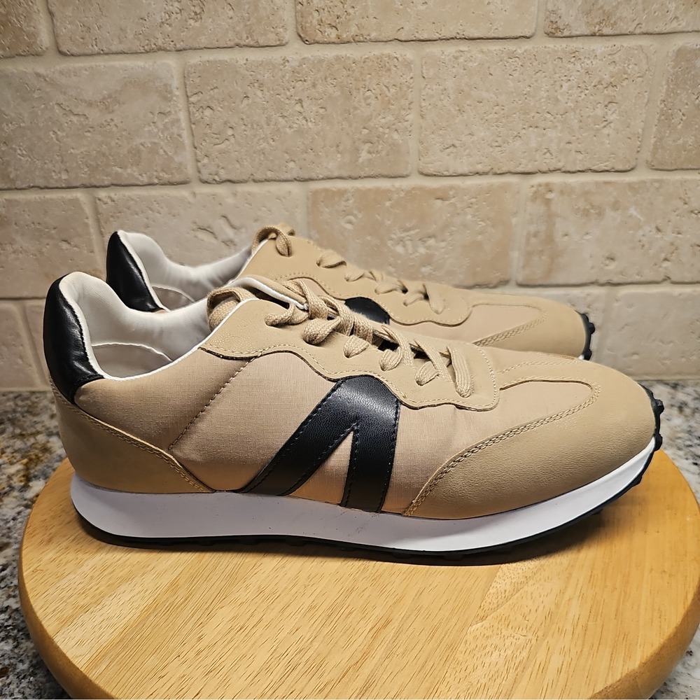 MIA fashion Sneakers Size 9 1/2 Worn Once MINT - Picture 7 of 11